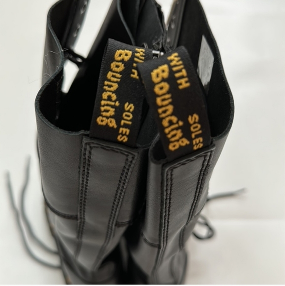 Dr Martens  audrick tall boots size 8 black - Picture 9 of 12